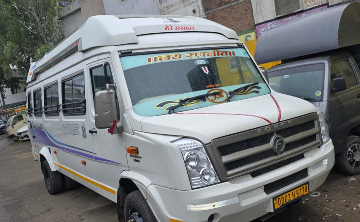 20 Seater Tempo Traveller rental in Indore — photo 1