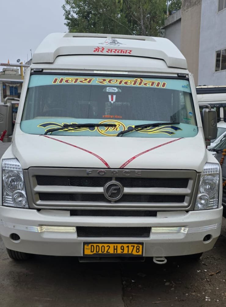 26 Seater Tempo Traveller rental in Indore — photo 2