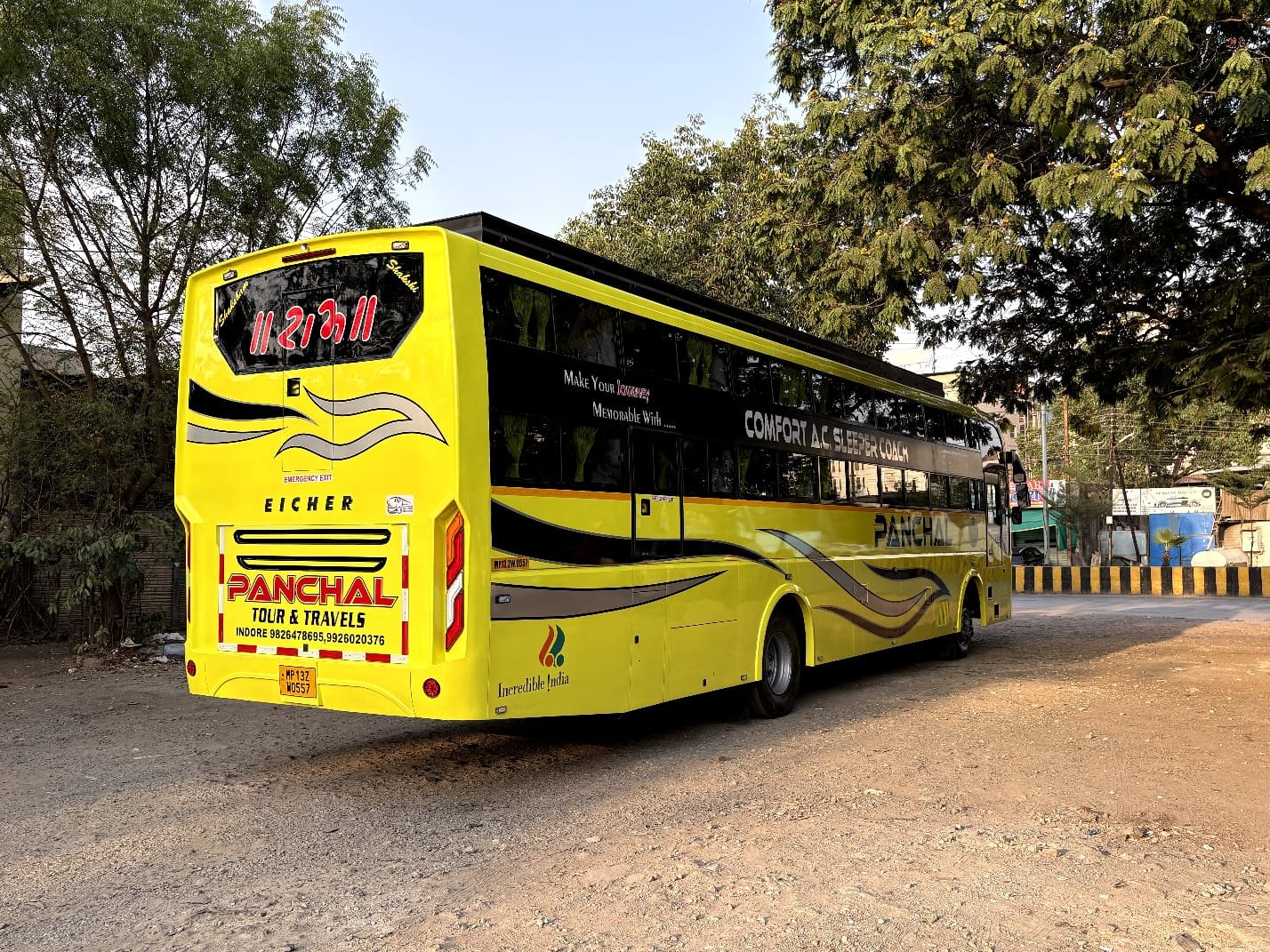 Luxury Bus rental in Indore — photo 2